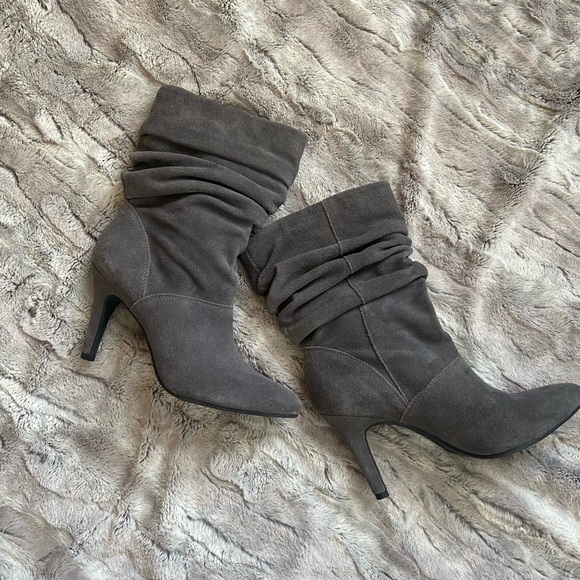 Suede Grey Booties - Picture 4 of 4